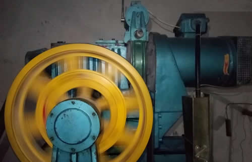 電梯異步主機