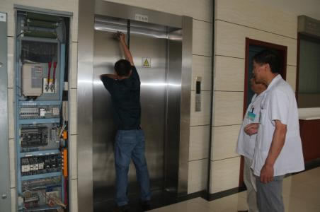 無機房電梯手動救援