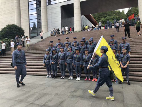 別墅電梯公司井岡山學(xué)習(xí)紅色之旅
